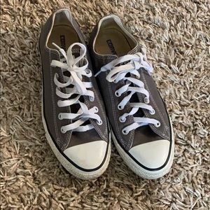 Gray converse size 10 women’s